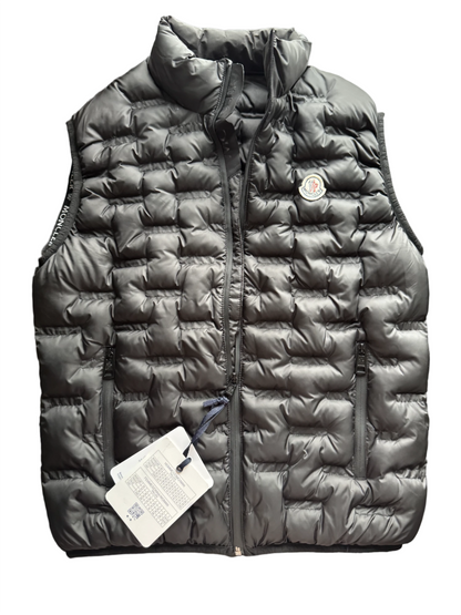 Moncler. Barthe Down Gilet.
